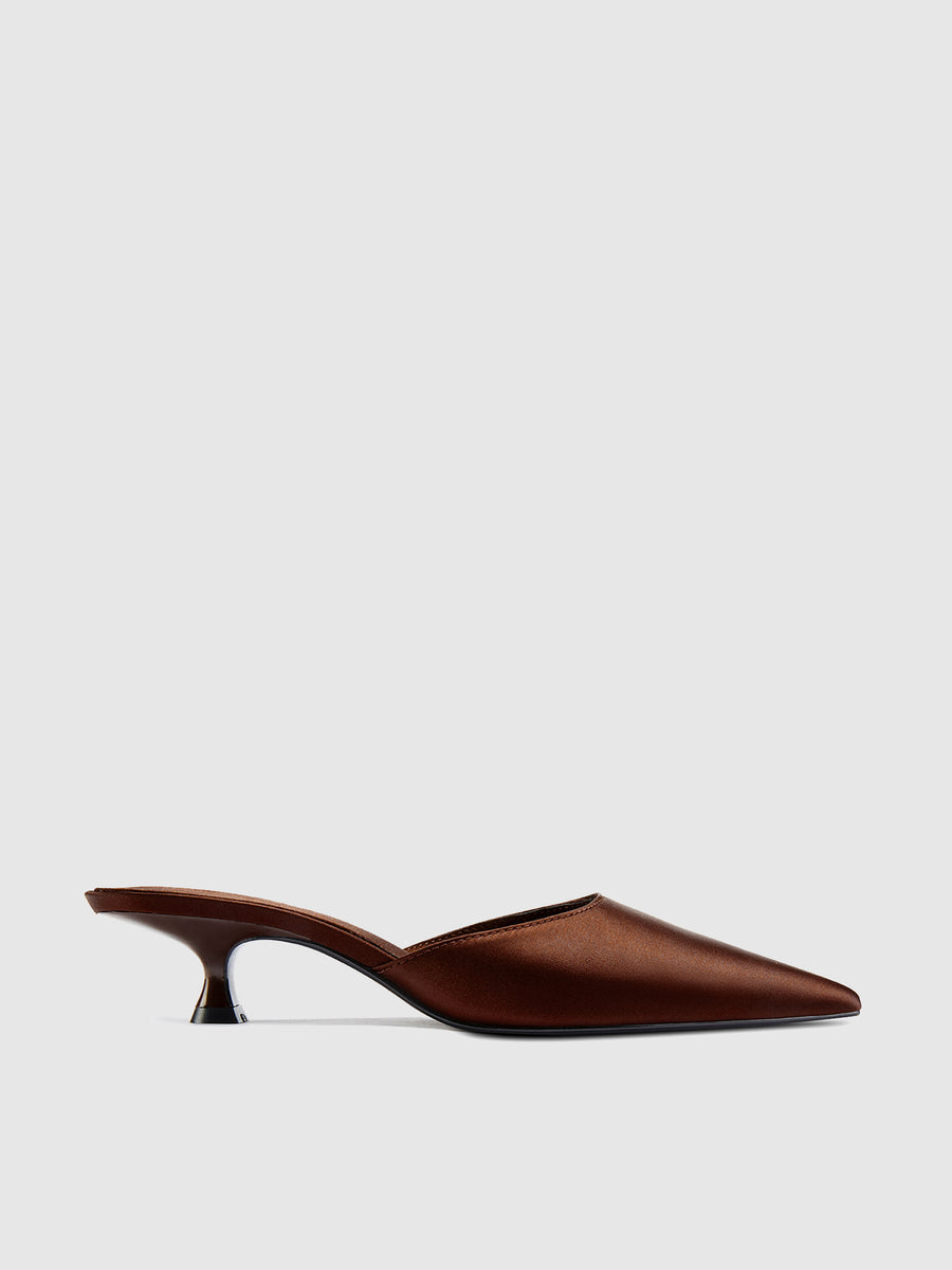 St. Honore Slipper - Chocolate