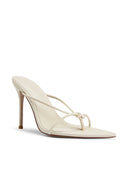 Akira Slipper - Cream - FEMME LA